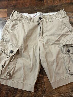 American Eagle Classic Fit Men's Khaki Cargo Shorts